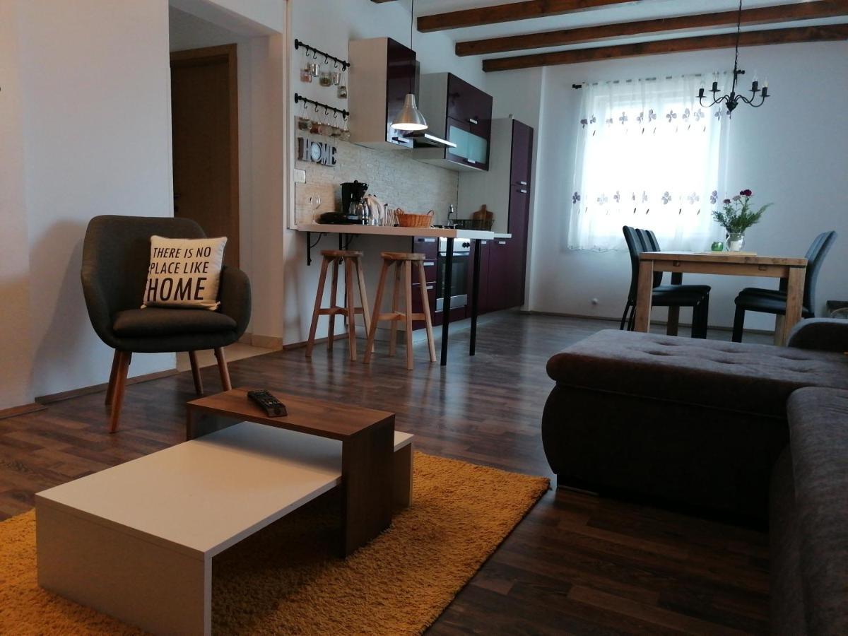 House Mario Near Rovinj Apartman Kanfanar Kültér fotó