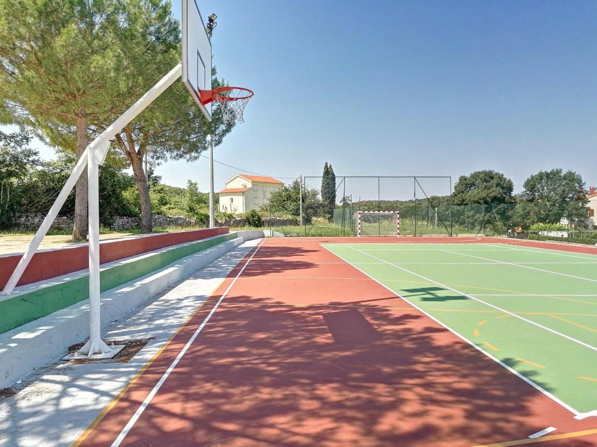 House Mario Near Rovinj Apartman Kanfanar Kültér fotó