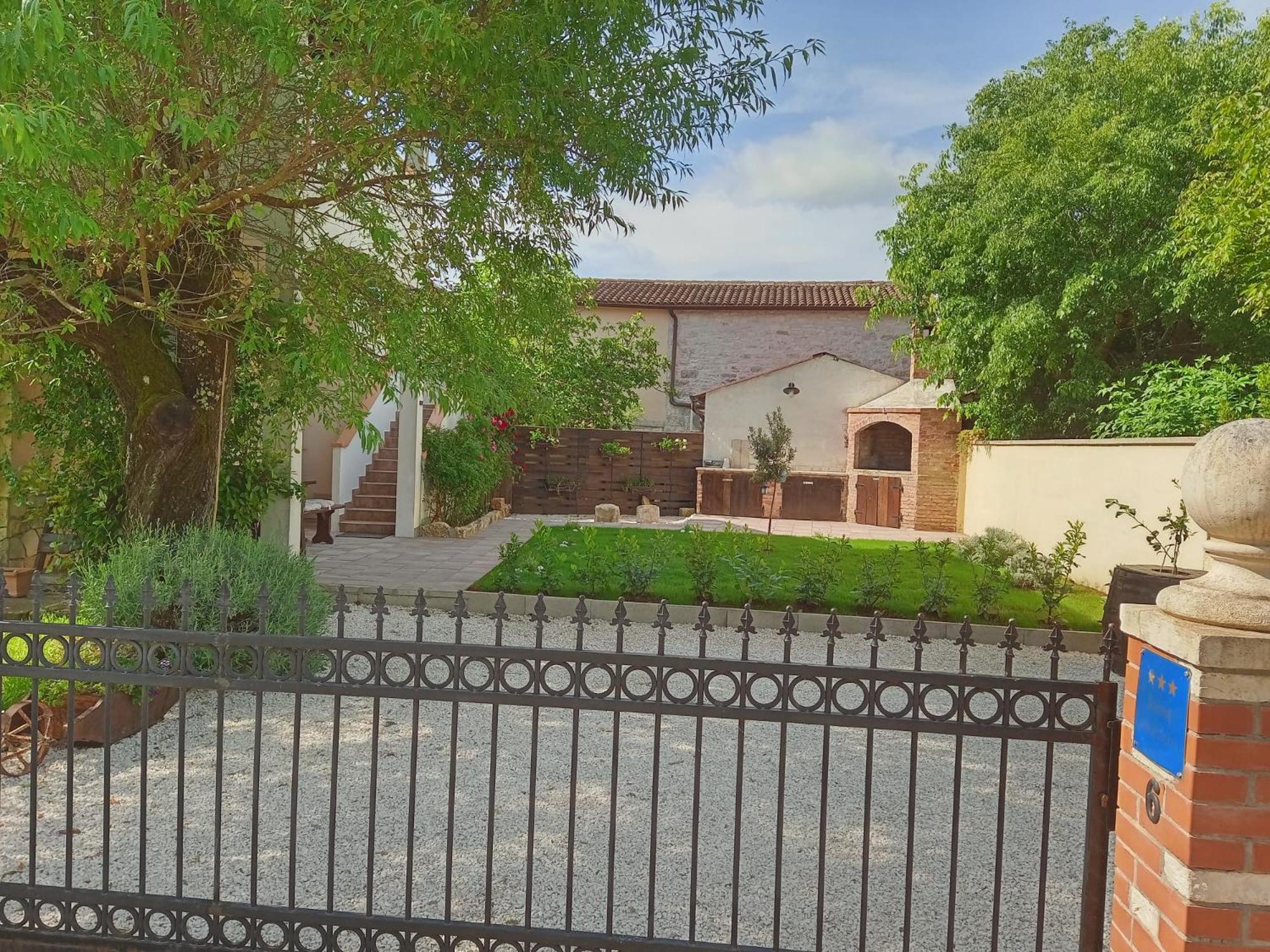 House Mario Near Rovinj Apartman Kanfanar Kültér fotó